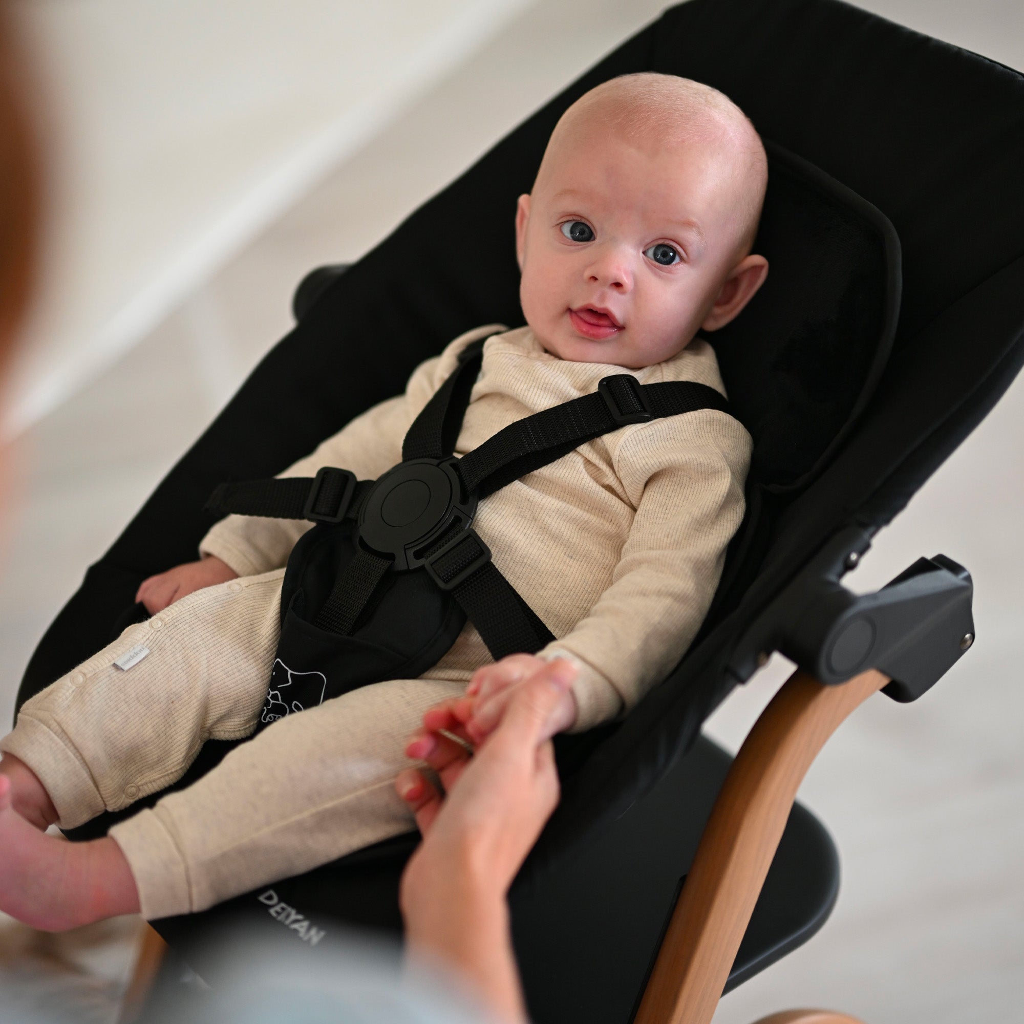 Curve Highchair Set Komplet sæt med skråstol og indsatspude